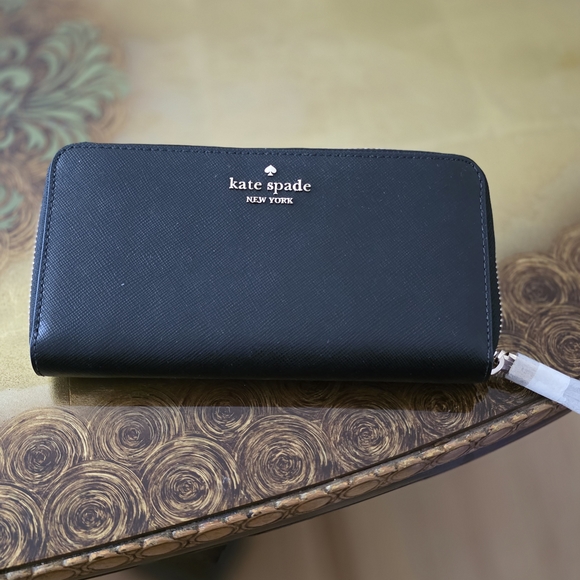 Kate Spade Black Wallet - Picture 5 of 5
